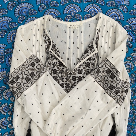 White embroidered “bohemian” blouse - Picture 3 of 7
